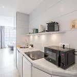 Apartmán Magnificient 2 Bedroom Flat Sea View - - Centre Antibes
