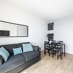 Apartmán Magnificient 2 Bedroom Flat Sea View - - Centre Antibes