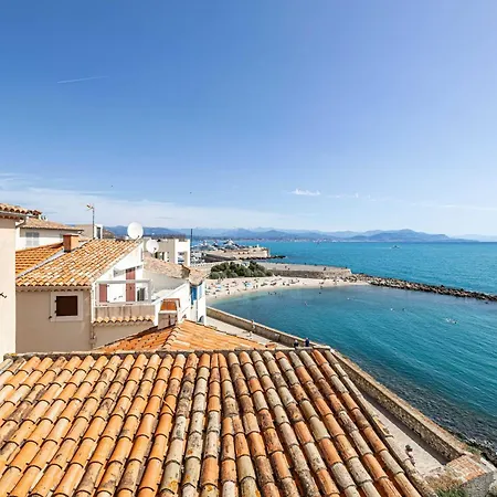 Daire Magnificient 2 Bedroom Flat Sea View - - Centre *