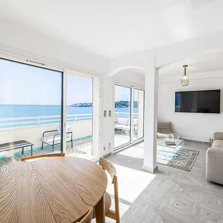 Magnificient 2 Bedroom Flat Sea View - - Centre * Αντίμπ